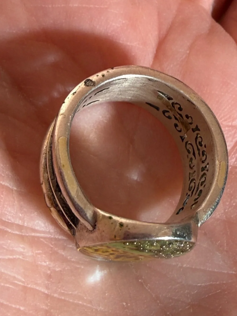 Vintage Sterling silver cheetah panther southwestern Boho Wide signet Ring 7 1/2